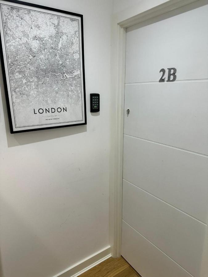 2B Soho Studios By Indigo Flats Sleeps 4 Londýn Exteriér fotografie